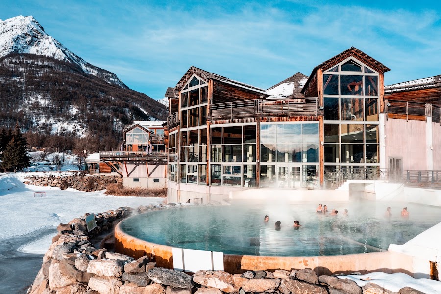 Les Grands Bains