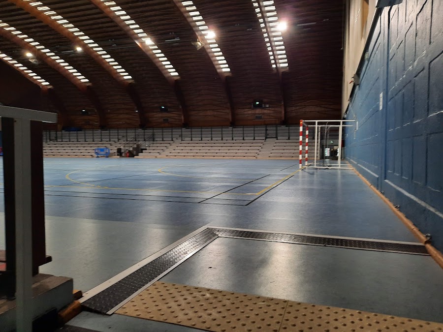 Centre Aquanautique Camille Muffat