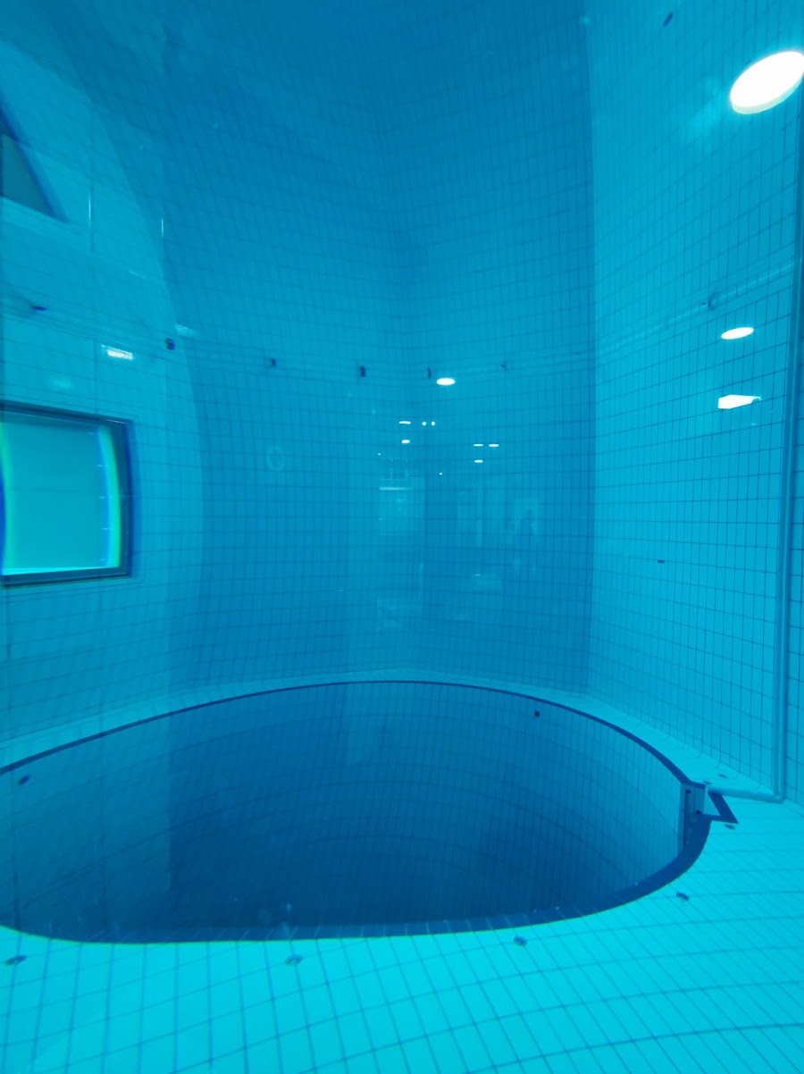 Abyssea (centre aquatique et bowling)