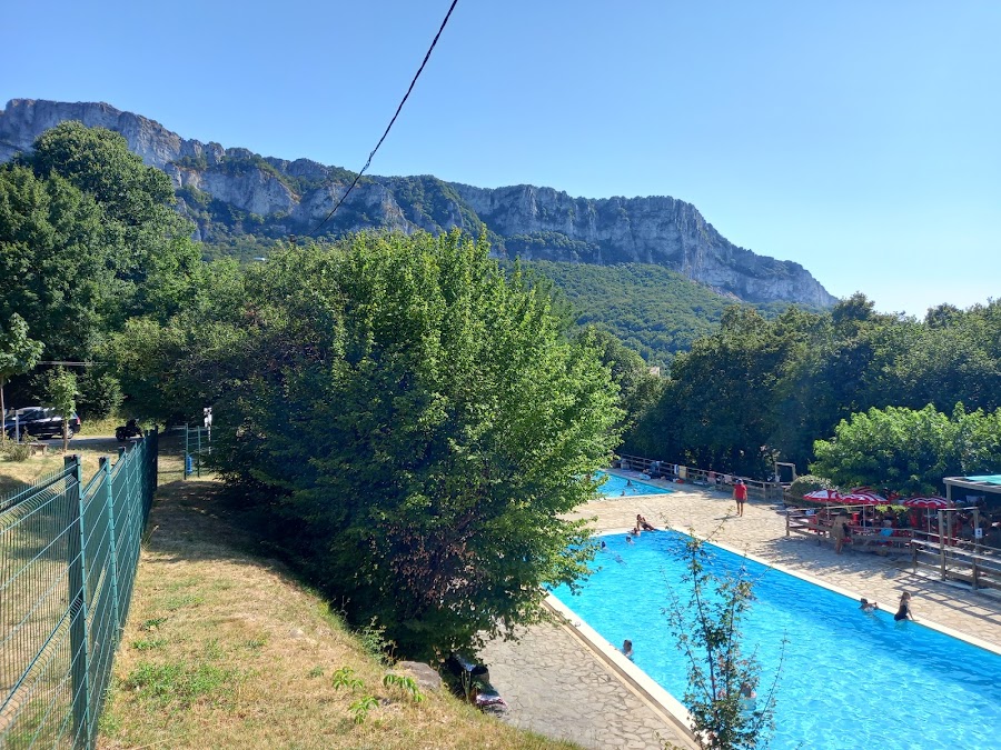 Piscine municipale d'Eyzahut
